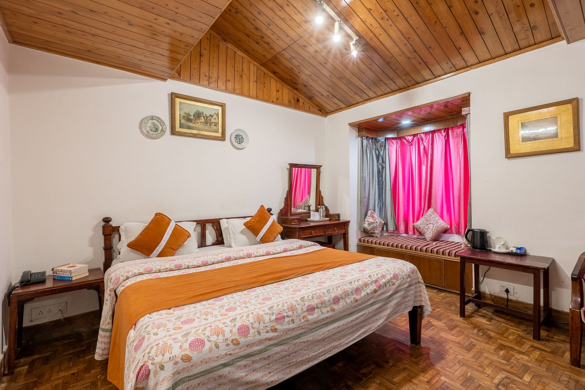 Magnolia B spacious and warmly lit bedroom at The Hive Cottage Nainital